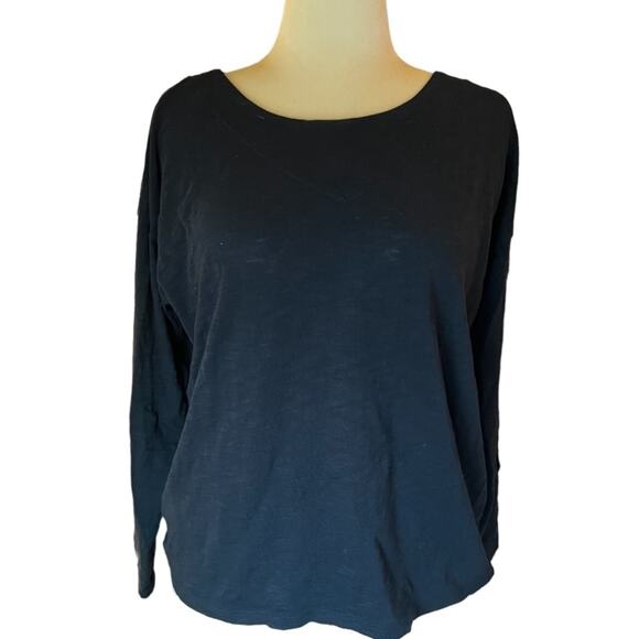 Lilla P Black Yoke Front Hi-Low Tee in Loose Knit Slub - Large - Picture 1 of 6